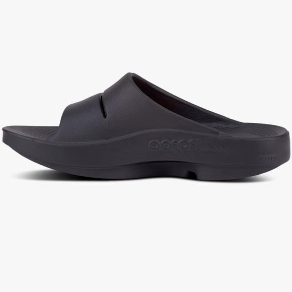 OOFOS OOahh Recovery Slide - Women’s and Men’s Sz 7 Women’s or Sz 5 Men’s - Picture 6 of 9